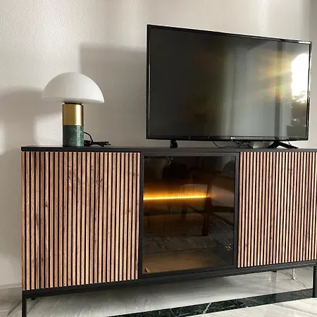 Designed In Апартаменти